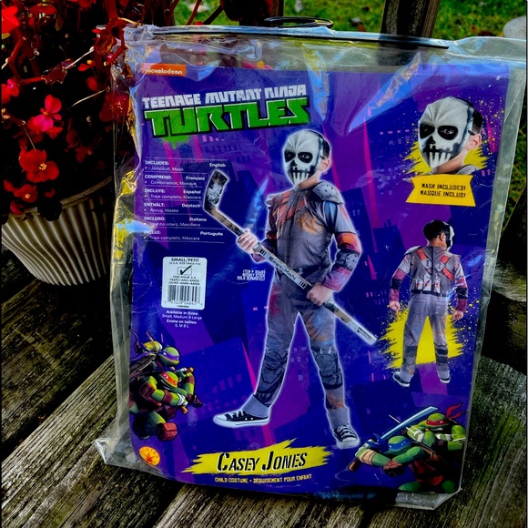 Teenage Mutant Ninja Turtles “Casey Jones” costume! - Picture 1 of 1